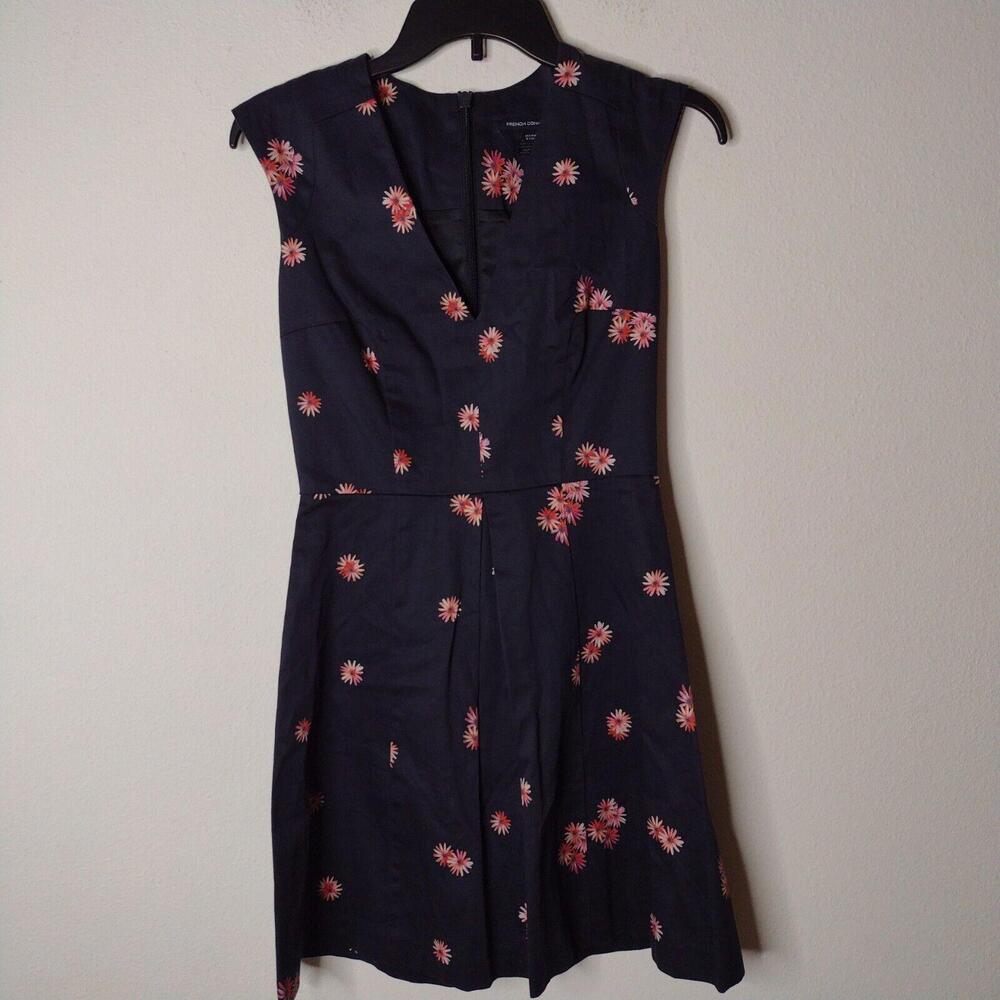 NWT French Connection Women's Navy Blue Floral Dress Size 2